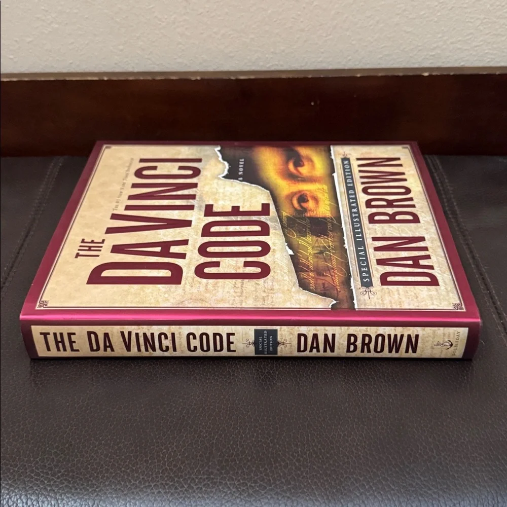 The DaVinci Code by Dan Brown Hardcover Novel Special Illustrated Edition